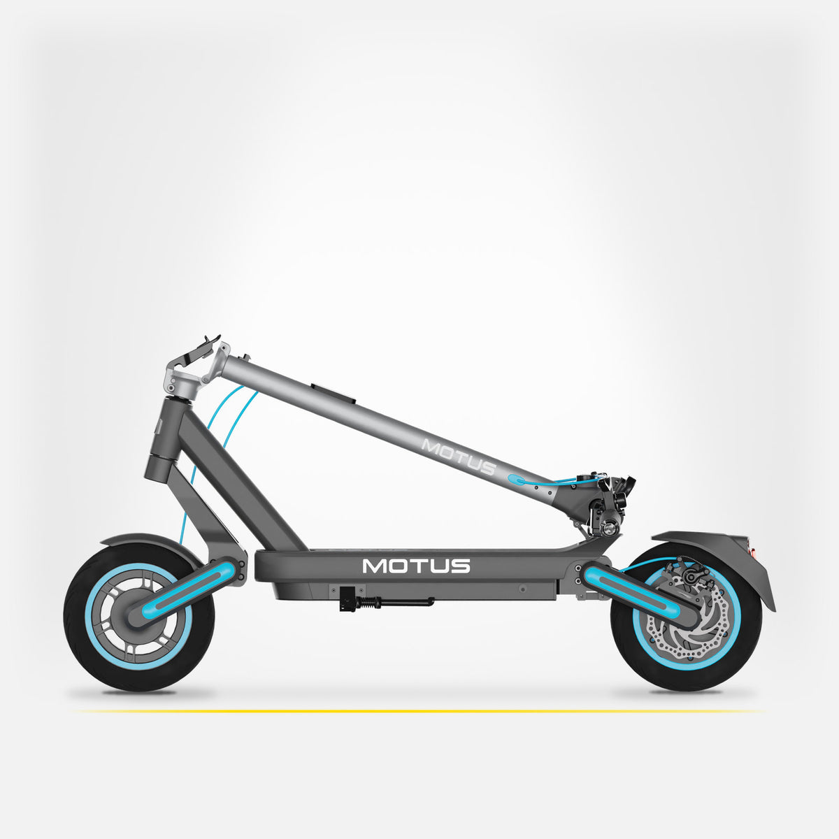 Złożona hulajnoga elektryczna MOTUS Scooty 10 Max z profilu, kolumna kierownicy złożona na podest, jasne studio.