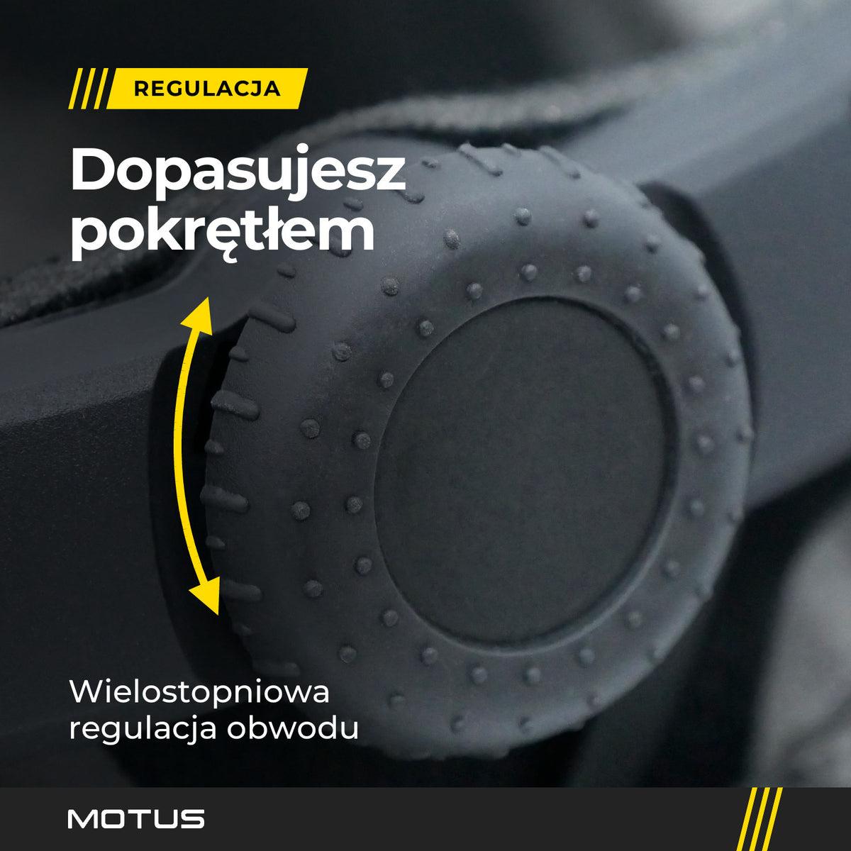 Zbliżenie pokrętła regulacji obwodu z tyłu czarnego kasku MOTUS.