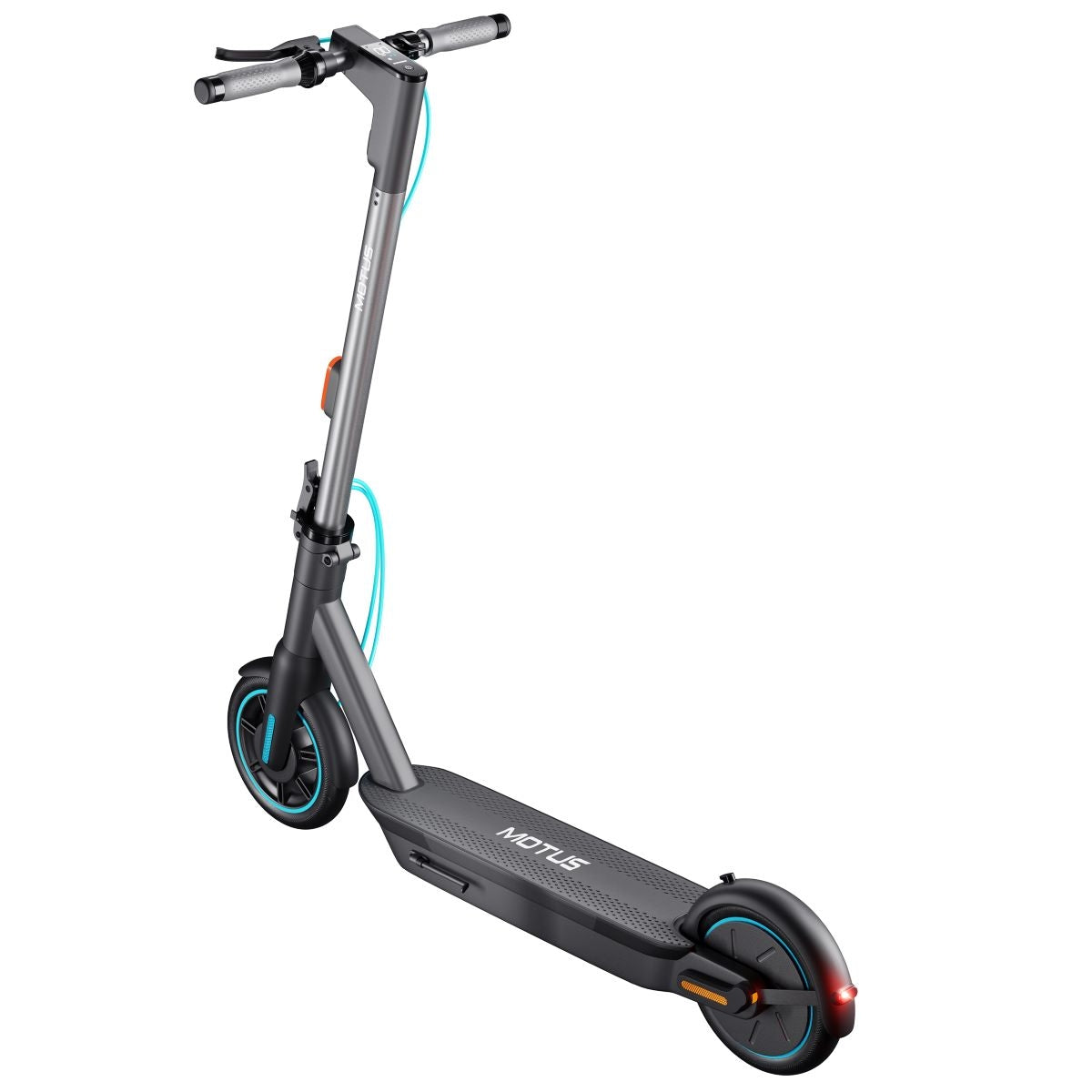 Hulajnoga elektryczna MOTUS Scooty 10 GEN5, widok 3/4 z tyłu z góry: podest z napisem MOTUS i zapalone tylne światło.
