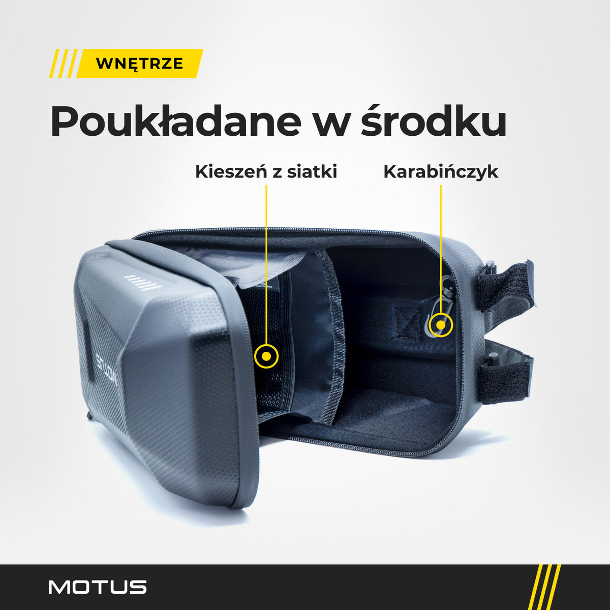 Otwarta sakwa 3L MOTUS Black Edition: w środku kieszeń z siatki i karabińczyk.